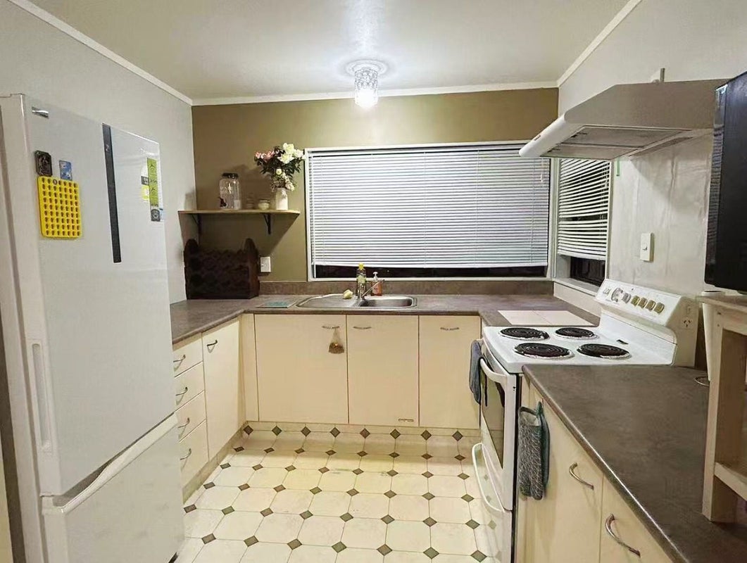 413A Dey Street, Hamilton East, Hamilton - Carousel 2