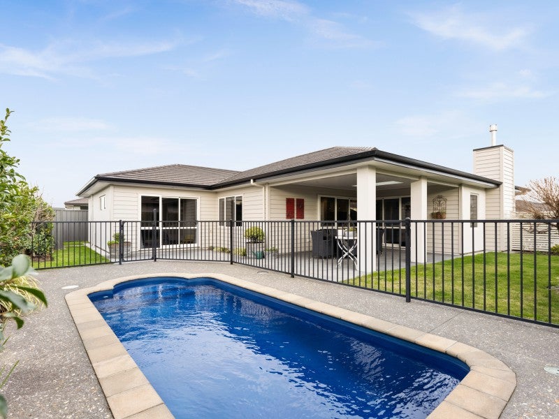 52 Kapiti Drive, Poraiti, Napier - Carousel 1