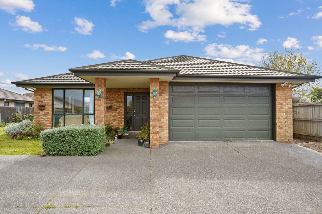 20 Mustang Avenue, Wigram, Christchurch - Carousel 1