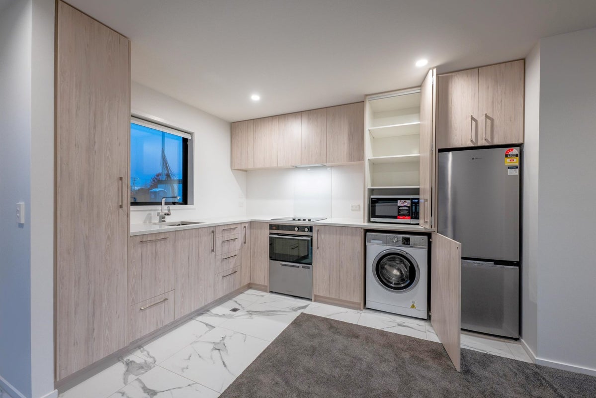 9/105 Purchas Street, Edgeware, Christchurch - Carousel 2
