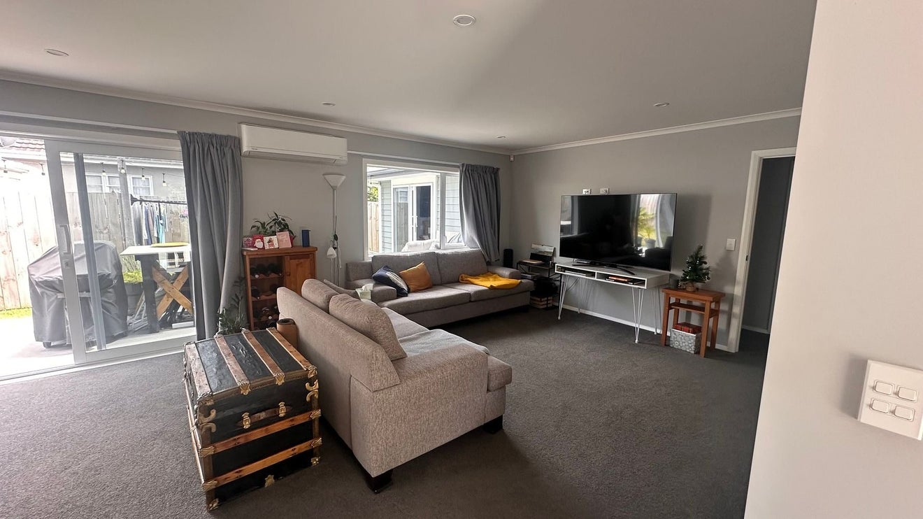 3A Viscount Place, West End, Palmerston North - Carousel 13