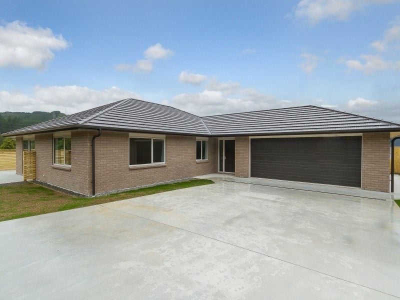 73 Riverstone Drive, Riverstone Terraces, Upper Hutt - Carousel 1