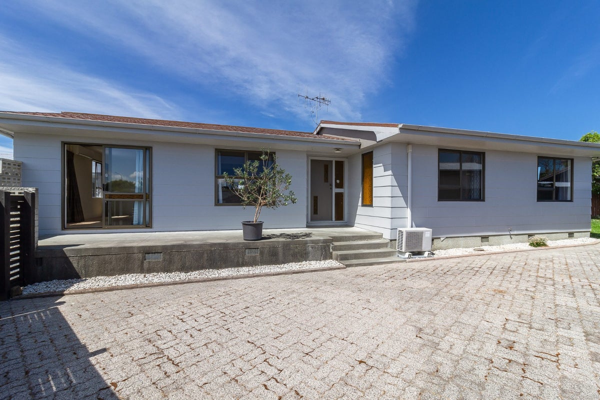 37 Lancaster Street, Tamatea, Napier - Carousel 1