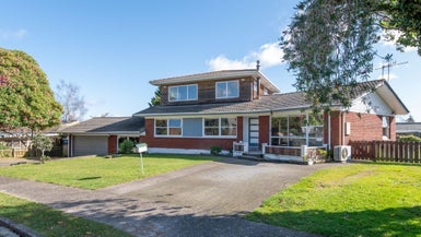 3 Walnut Place, Owhata, Rotorua - Carousel 1