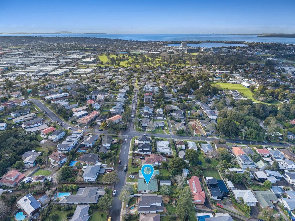 54 Holland Road, Hillcrest, North Shore City, Auckland - Carousel 18