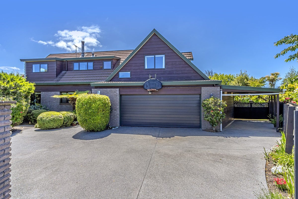 9A Goya Place, Bishopdale, Christchurch - Carousel 2