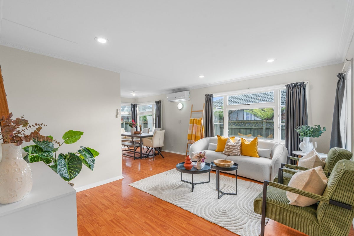 1/133 Langdons Road, Northcote, Christchurch - Carousel 2