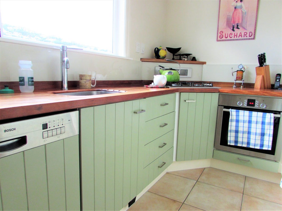 11 Mckinley Crescent, Brooklyn, Wellington - Carousel 2