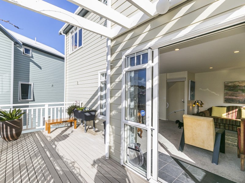 13/10 Colombo Street, Newtown, Wellington - Carousel 1