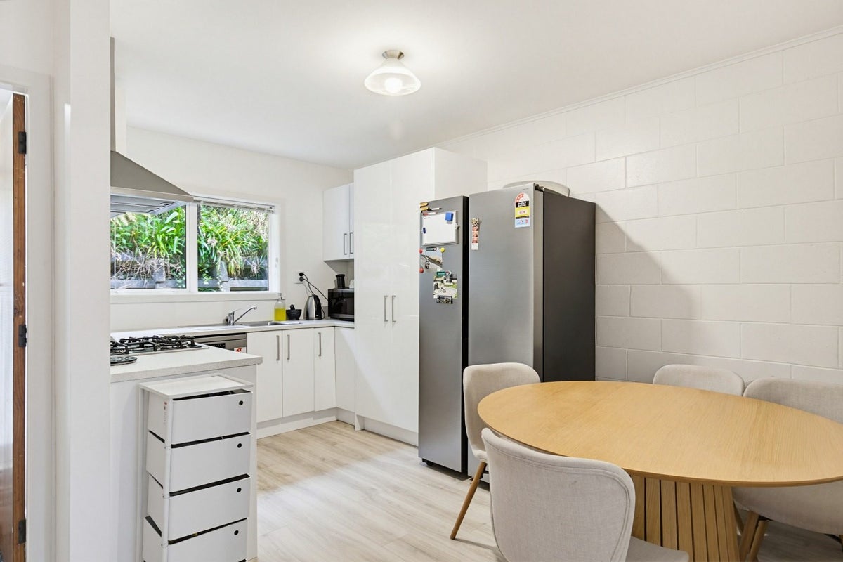 38A Hindmarsh Street, Johnsonville, Wellington - Carousel 2