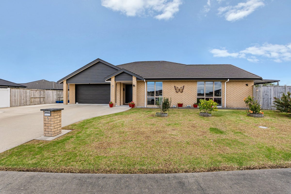 5 Digby Place, Waipu, Whangarei, Northland - Carousel 1