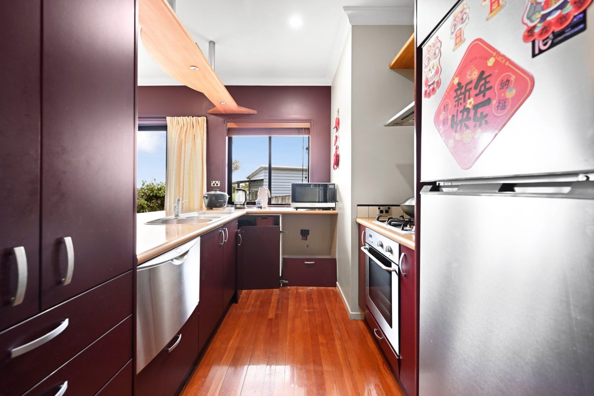 10 Gilbert Court, Rototuna, Hamilton - Carousel 2