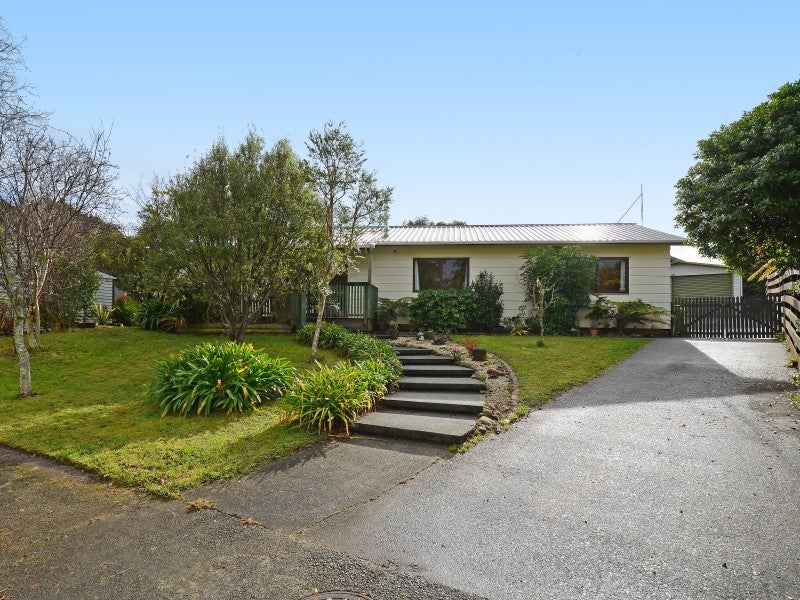 43 Whitechapel Grove, Stokes Valley, Lower Hutt - Carousel 20
