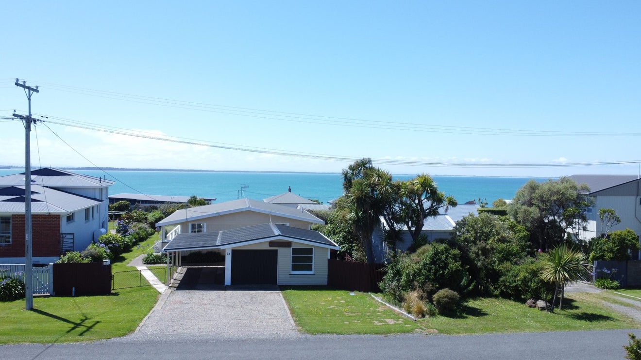 22 Moana Street, Riverton/Aparima - Carousel 2