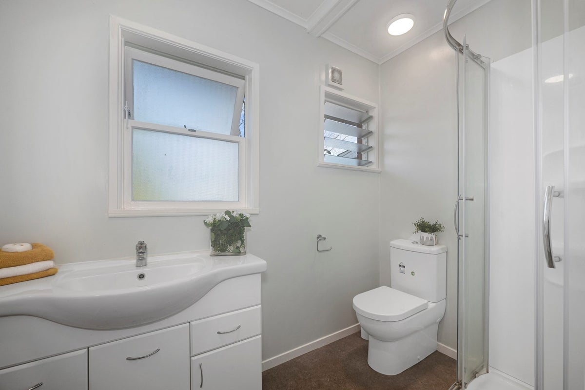1/9 Hart Road, Hauraki, Auckland - Carousel 18