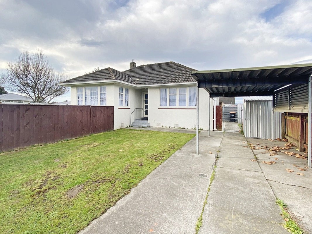 660 Featherston Street, Roslyn, Palmerston North - Carousel 1