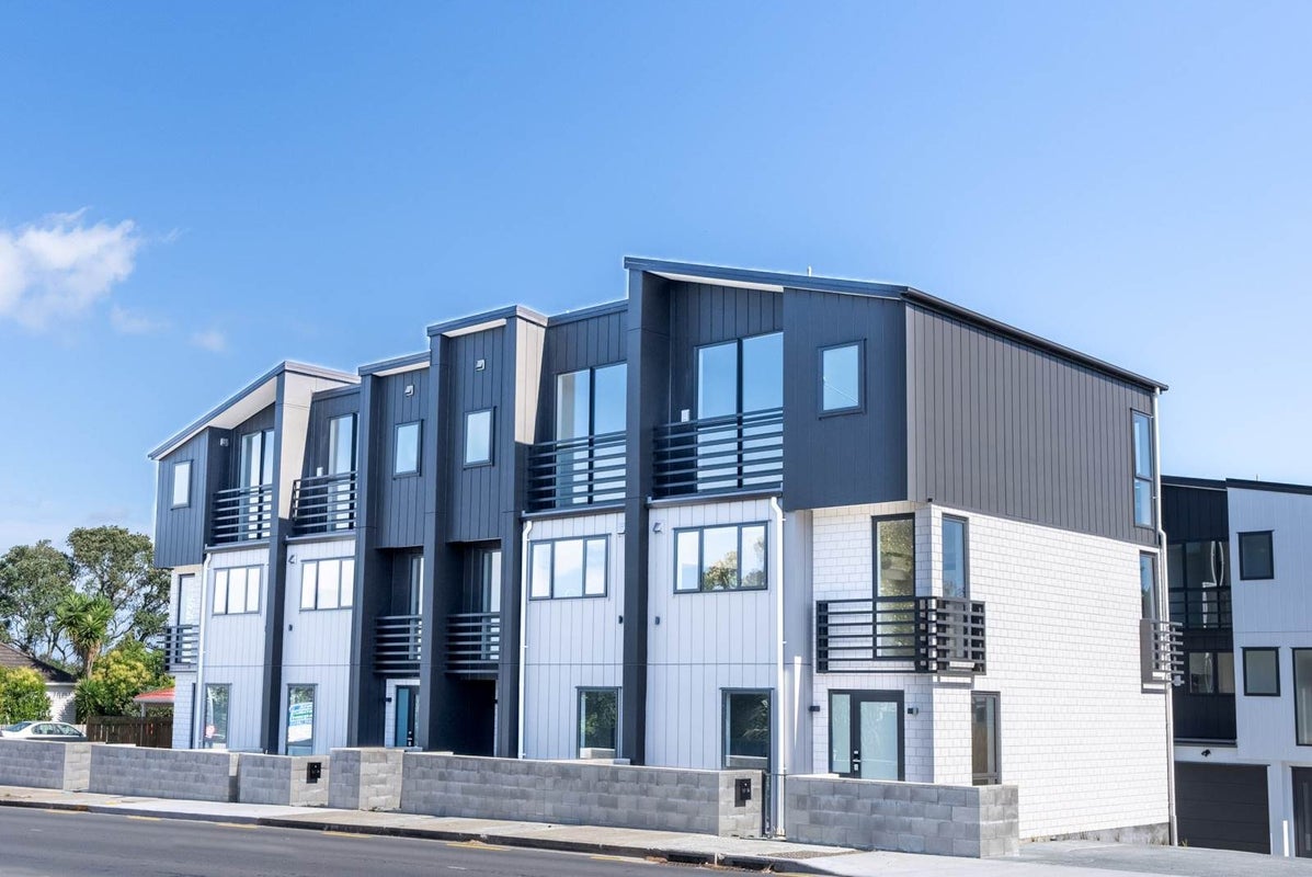 7/12 Onewa Road, Northcote Point, Auckland - Carousel 2