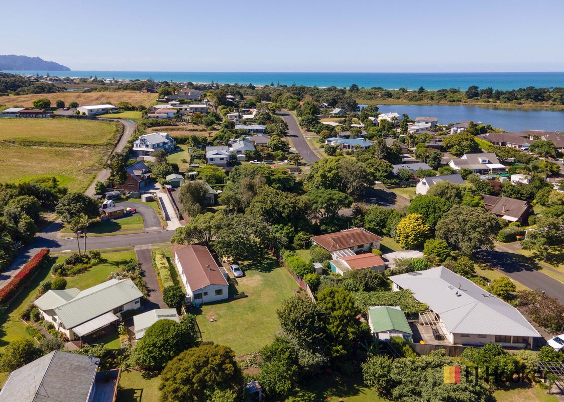 1 Adela Stewart Drive, Athenree, Katikati - Carousel 20