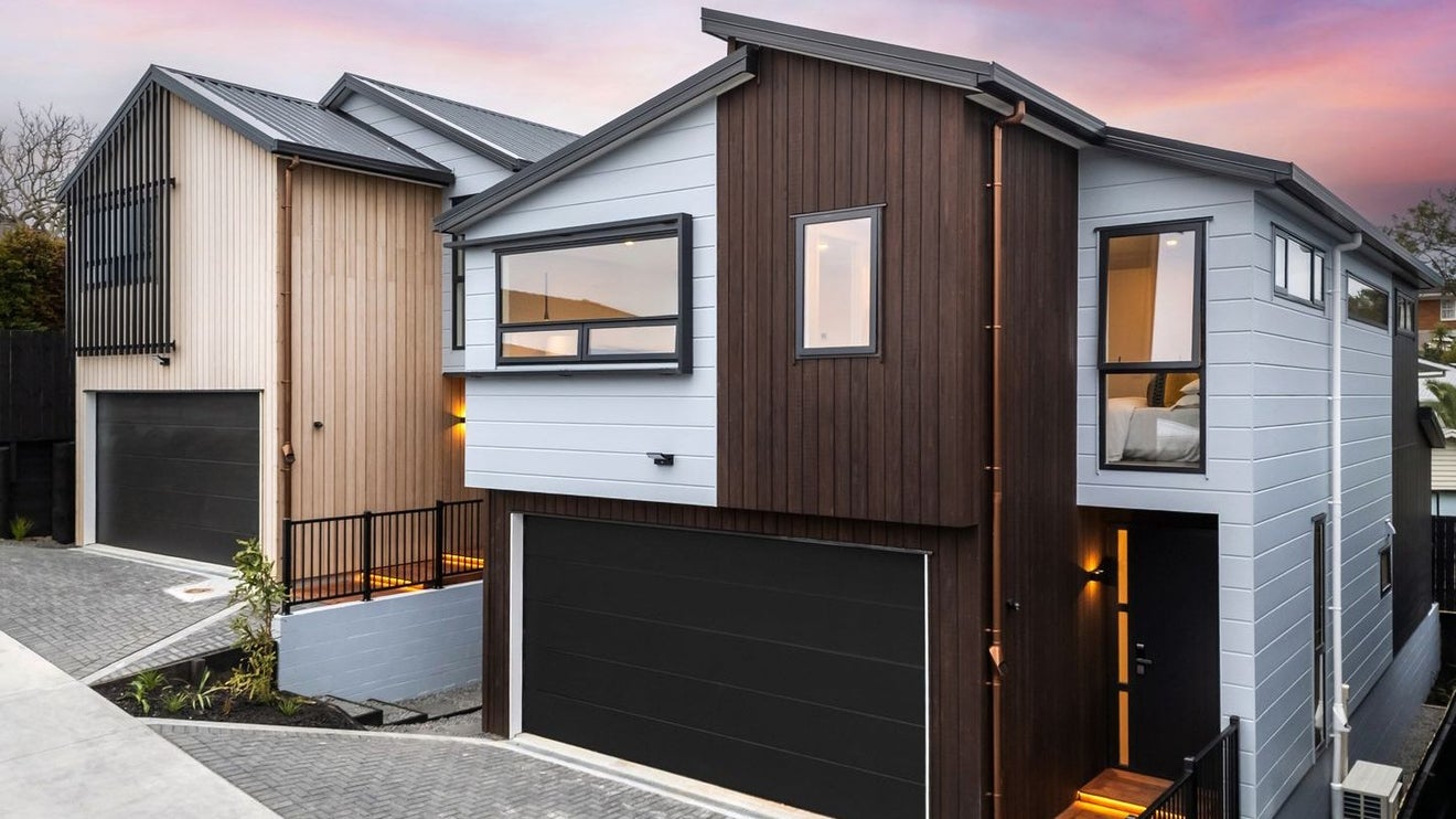 42B Gordon Avenue, Milford, Auckland - Carousel 1