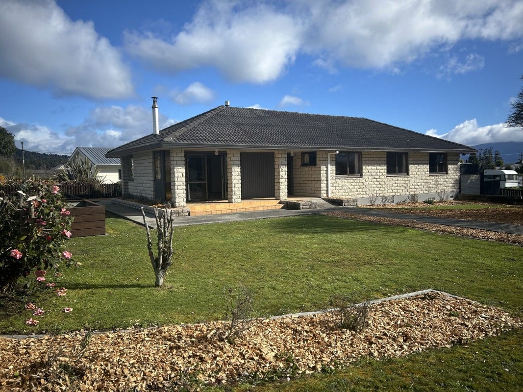 3363 State Highway 7, AHAURA, TOTARA FLAT - Carousel 1
