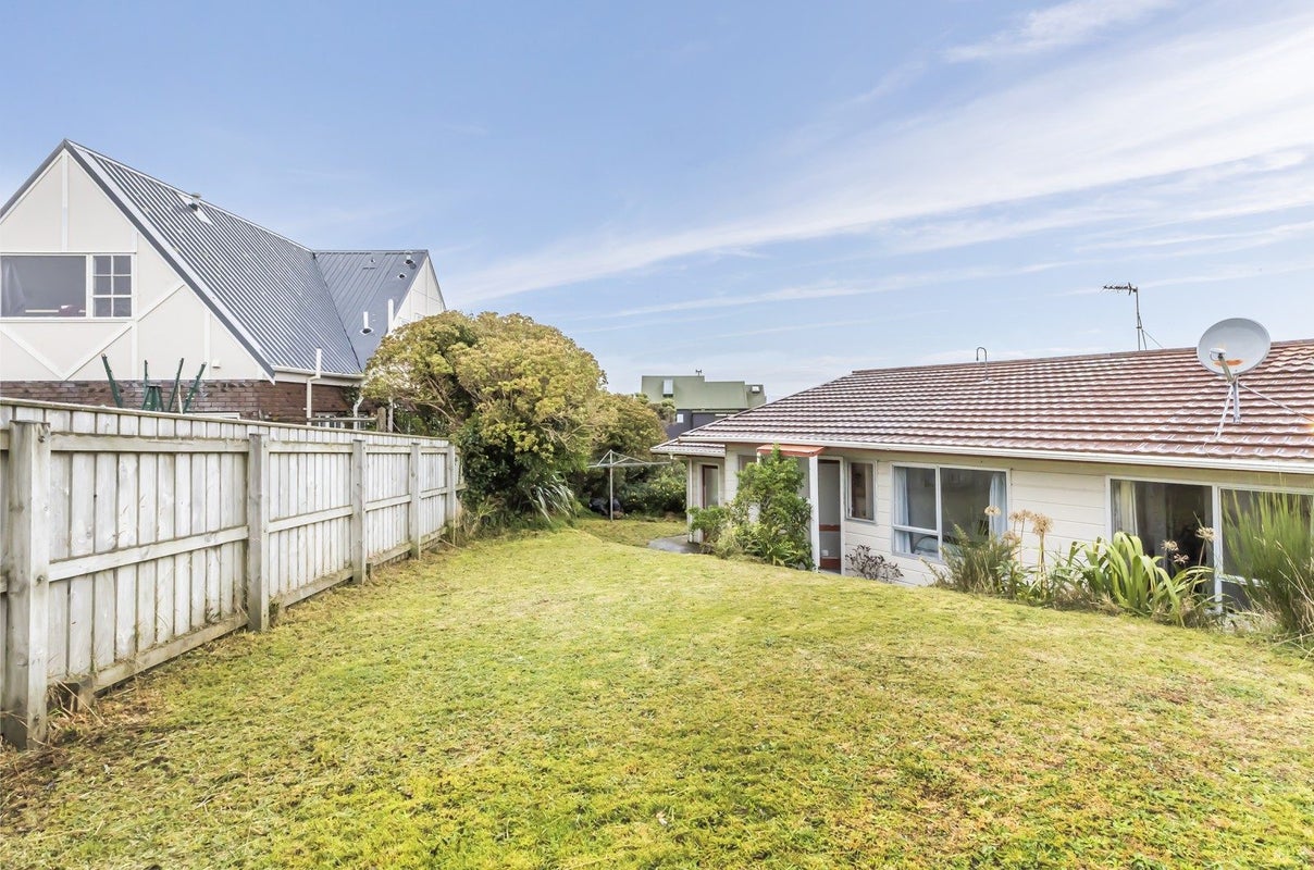 3B Virginia Grove, Brooklyn, Wellington - Carousel 15