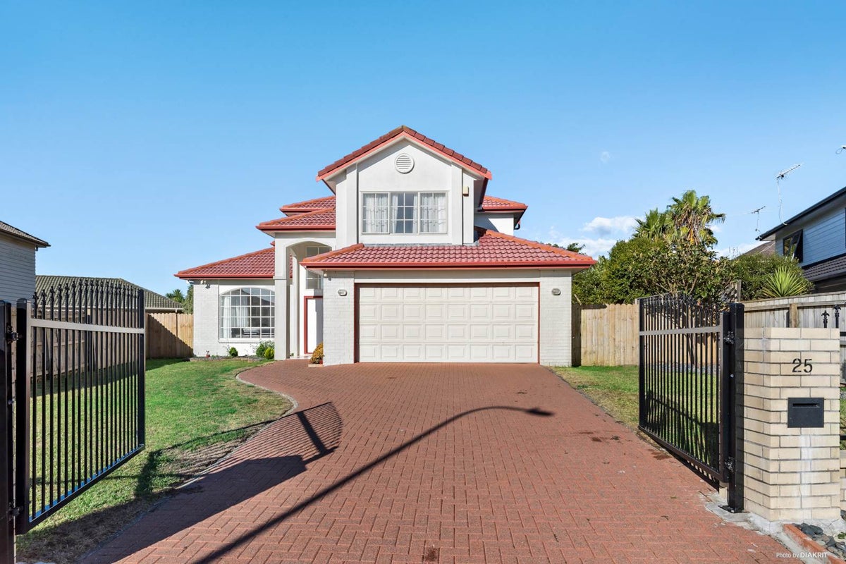 25 Cantora Avenue, Northpark, Auckland - Carousel 1