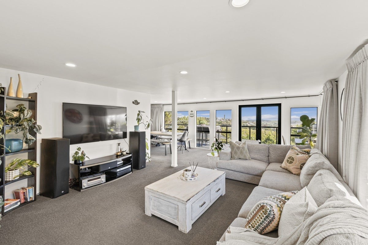 106 Mount View Road, Bastia Hill, Whanganui - Carousel 2