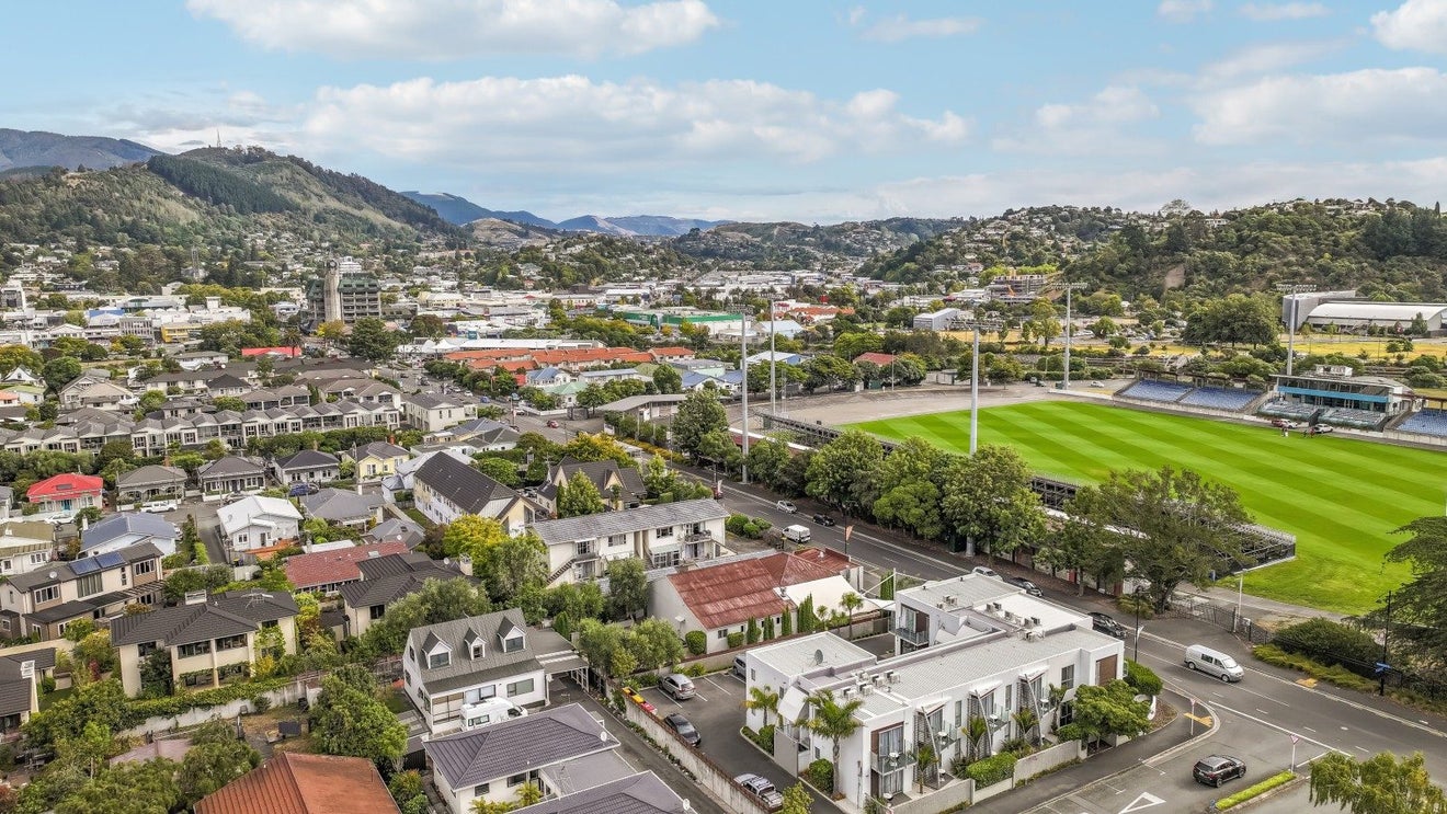 2 Helena Way, The Wood, Nelson - Carousel 24