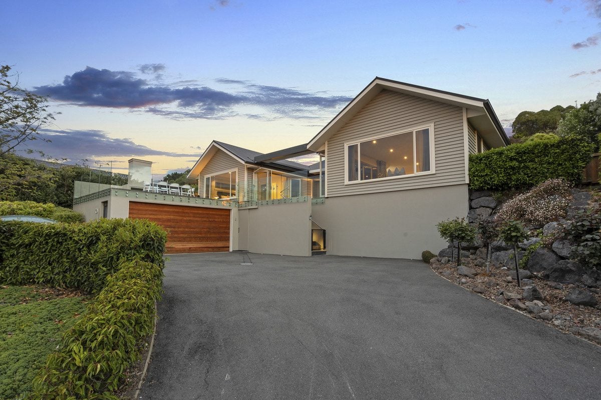 89 Panorama Road, Clifton, Christchurch - Carousel 1