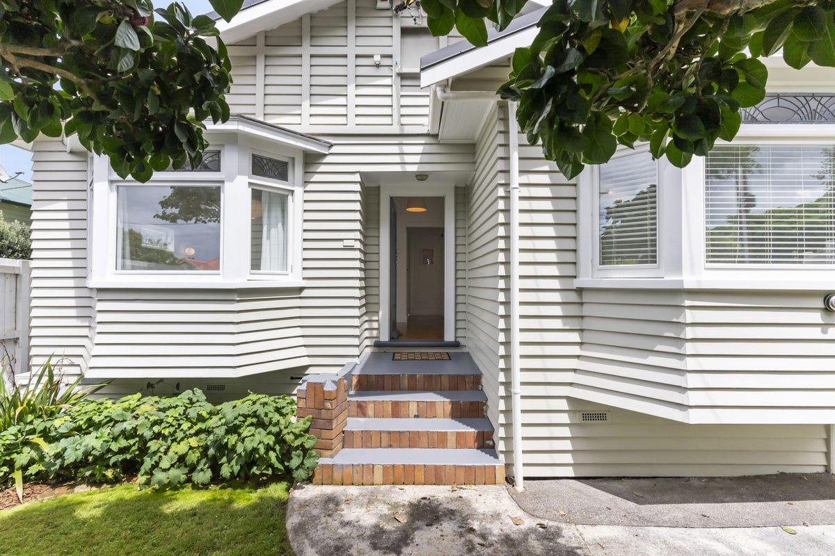 124 Victoria Street, Onehunga, Auckland - Carousel 1