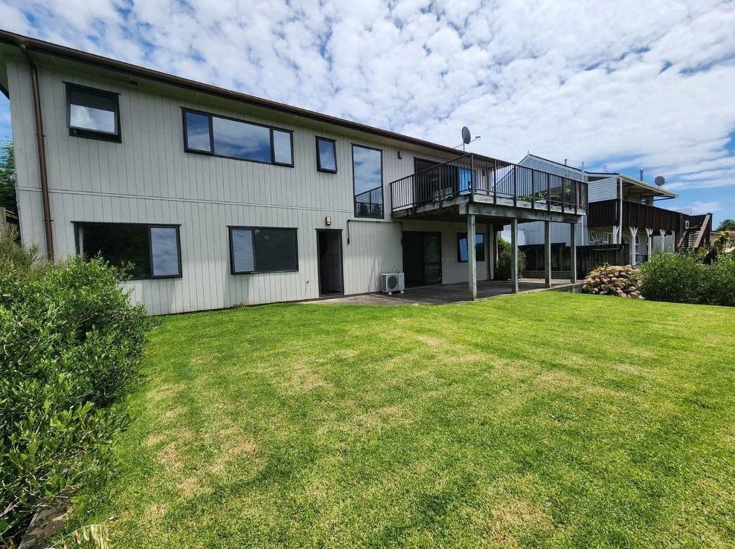 34 Omata Road, Marfell, New Plymouth - Carousel 1