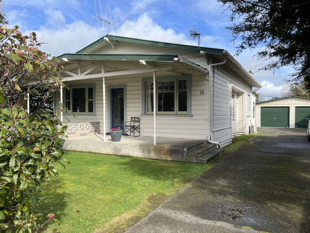 10 Marne Street, Hokowhitu, Palmerston North - Carousel 1