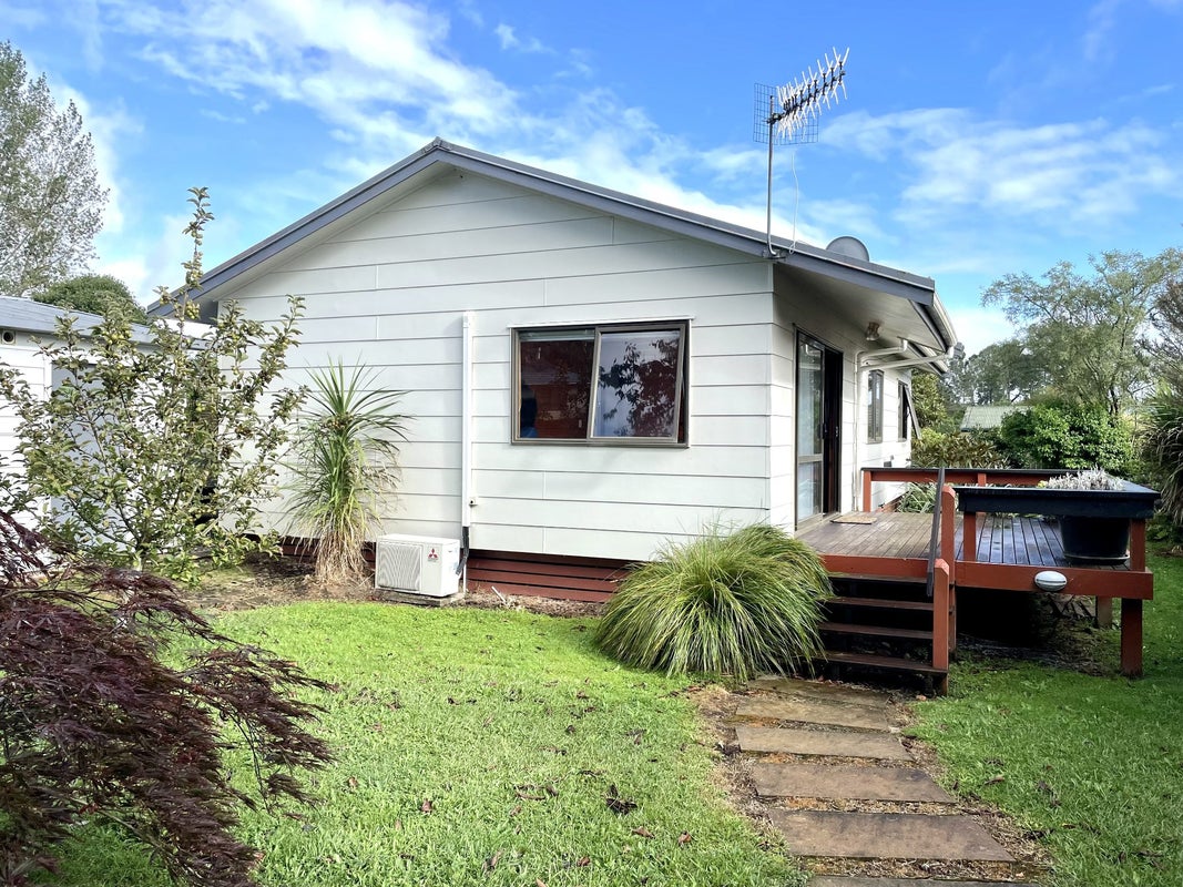 4 Landscape Drive, Ngongotaha, Rotorua - Carousel 1