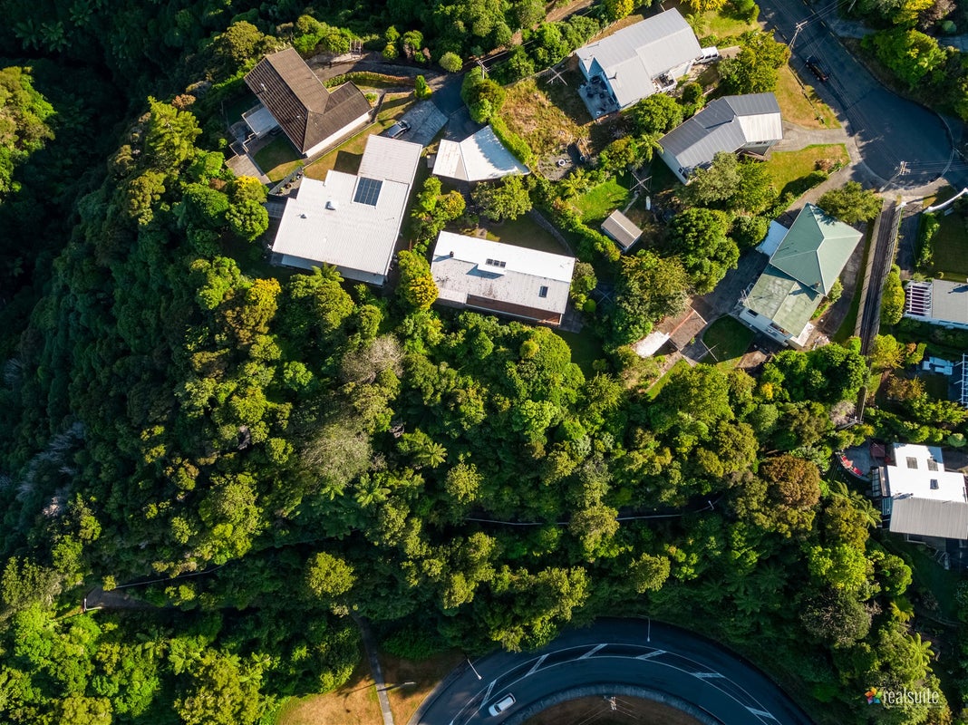 18 Vista Grove, Kelson, Lower Hutt - Carousel 31