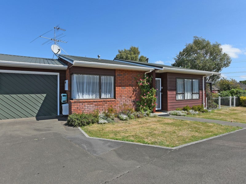 4/30 King Street, Ebdentown, Upper Hutt - Carousel 17