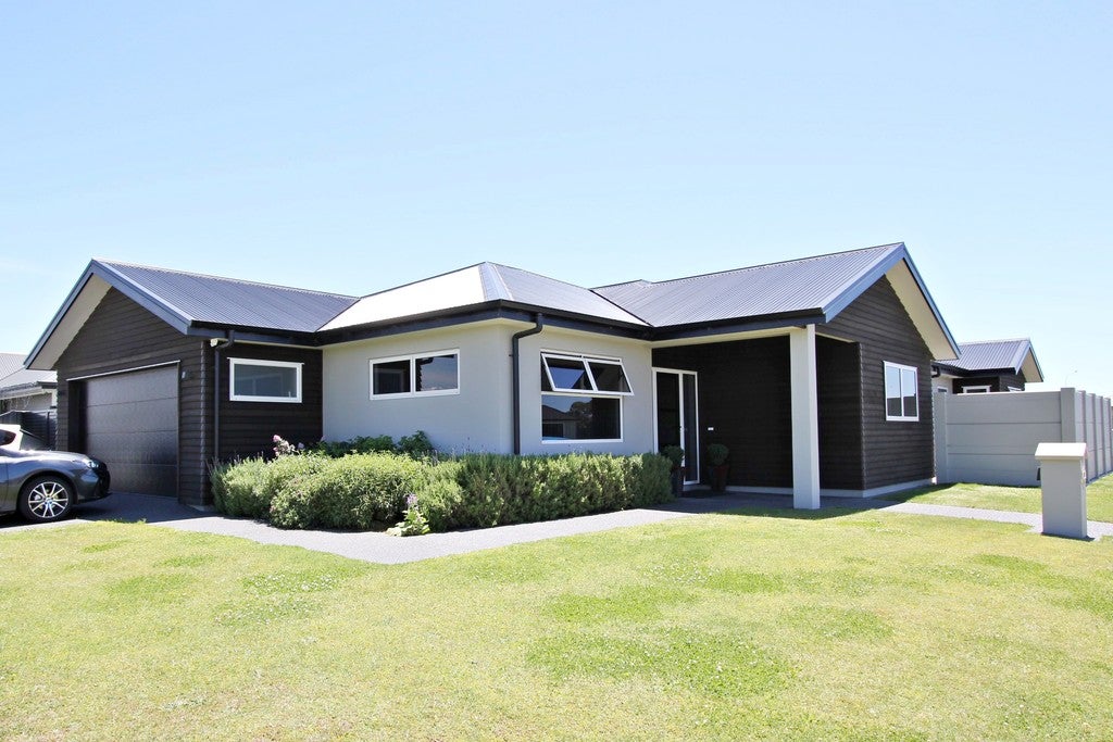 9 Rotoiti Way, Poraiti, Napier - Carousel 1