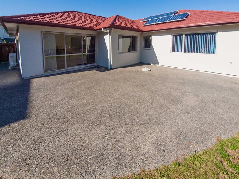 21 Gifford Grove, Churton Park, Wellington - Carousel 17