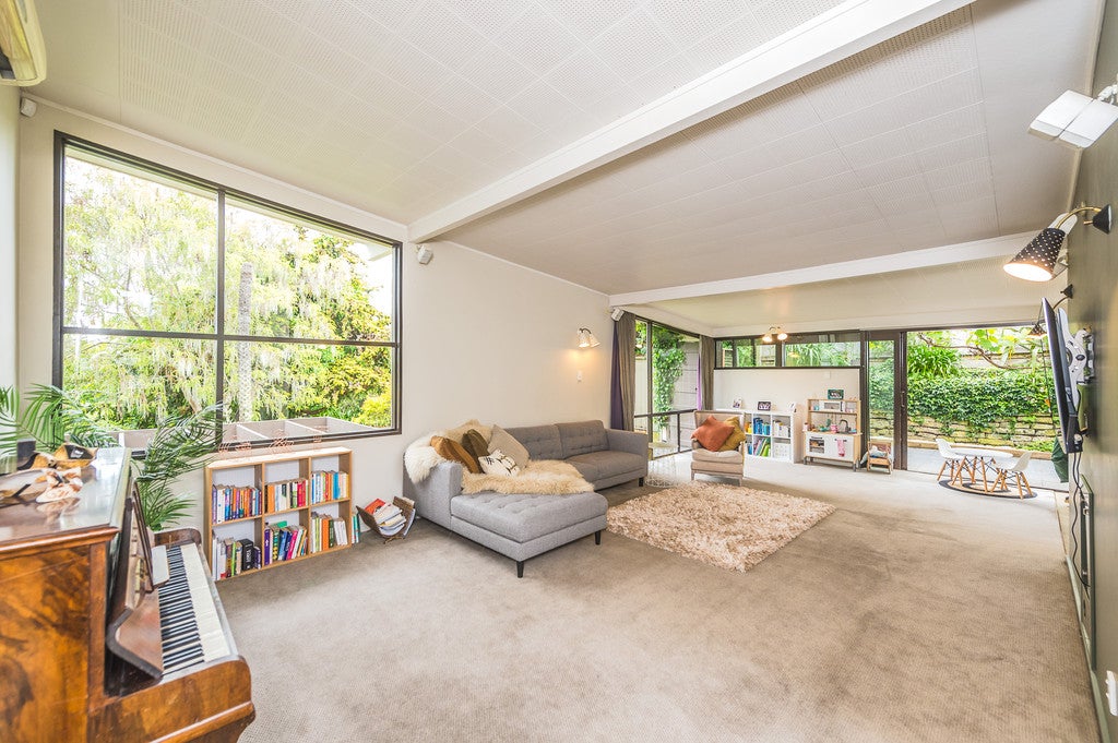 22 Kent Road, Saint Johns Hill, Whanganui - Carousel 2
