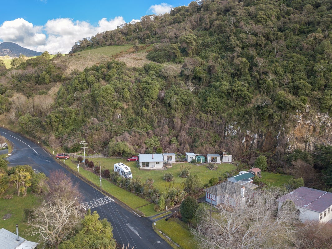 13 Mihiwaka Road, Long Beach, Port Chalmers - Carousel 16