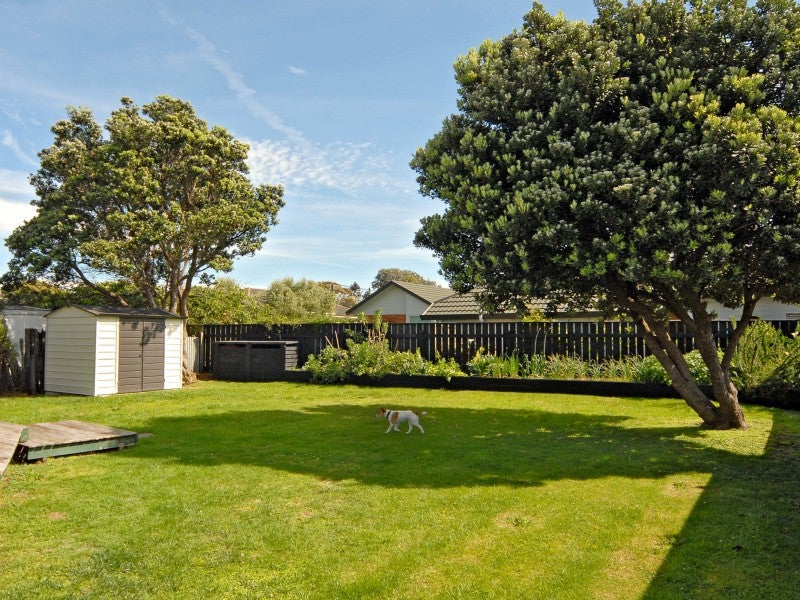 26 Te Moana Road, Waikanae Beach, Waikanae - Carousel 2
