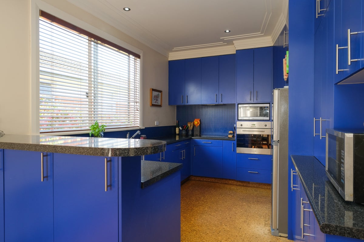 4 Wycolla Avenue, Saint Clair, Dunedin - Carousel 2