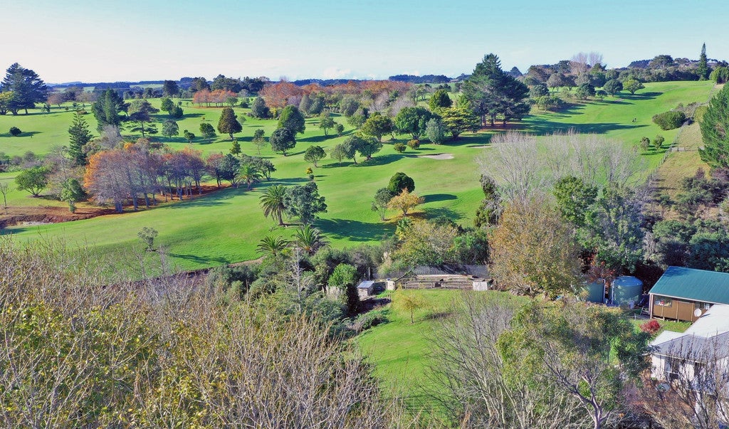 1612 South Head Road, Helensville - Carousel 1