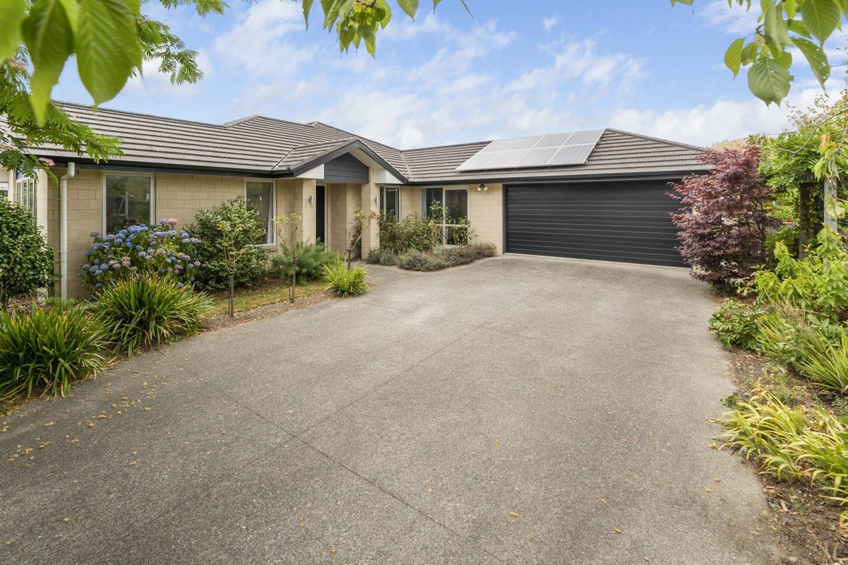 60 Pitfure Road, Wakefield - Carousel 2
