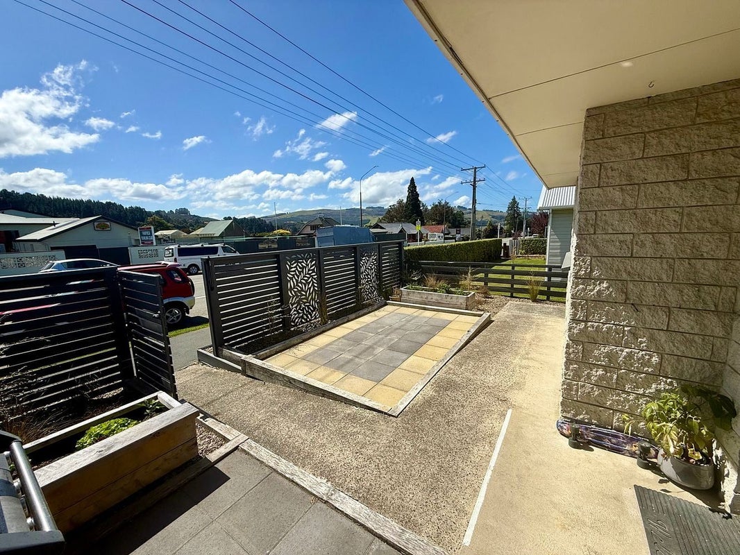 87A Main Road, Fairfield, Dunedin - Carousel 2