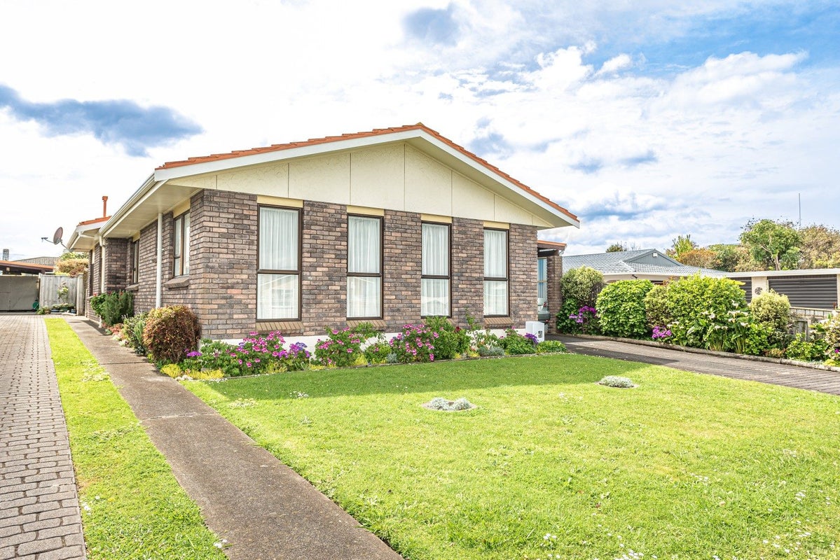 44 Exeter Crescent, Springvale, Whanganui - Carousel 1