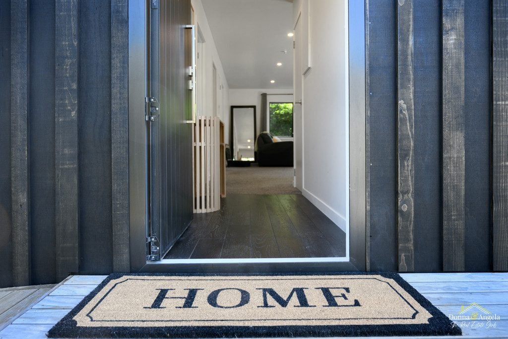 11C Konini Road, Titirangi, Auckland - Carousel 2