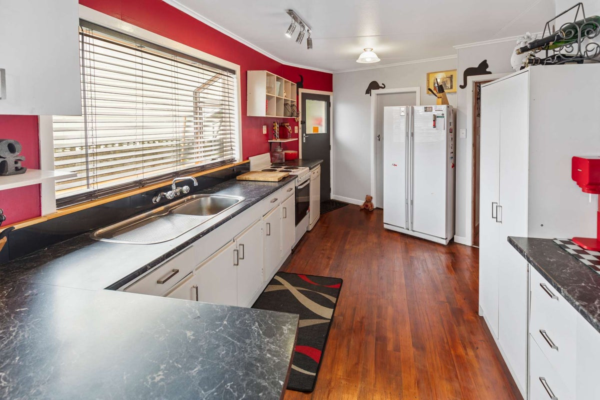 119 Somerset Road, Springvale, Whanganui - Carousel 2