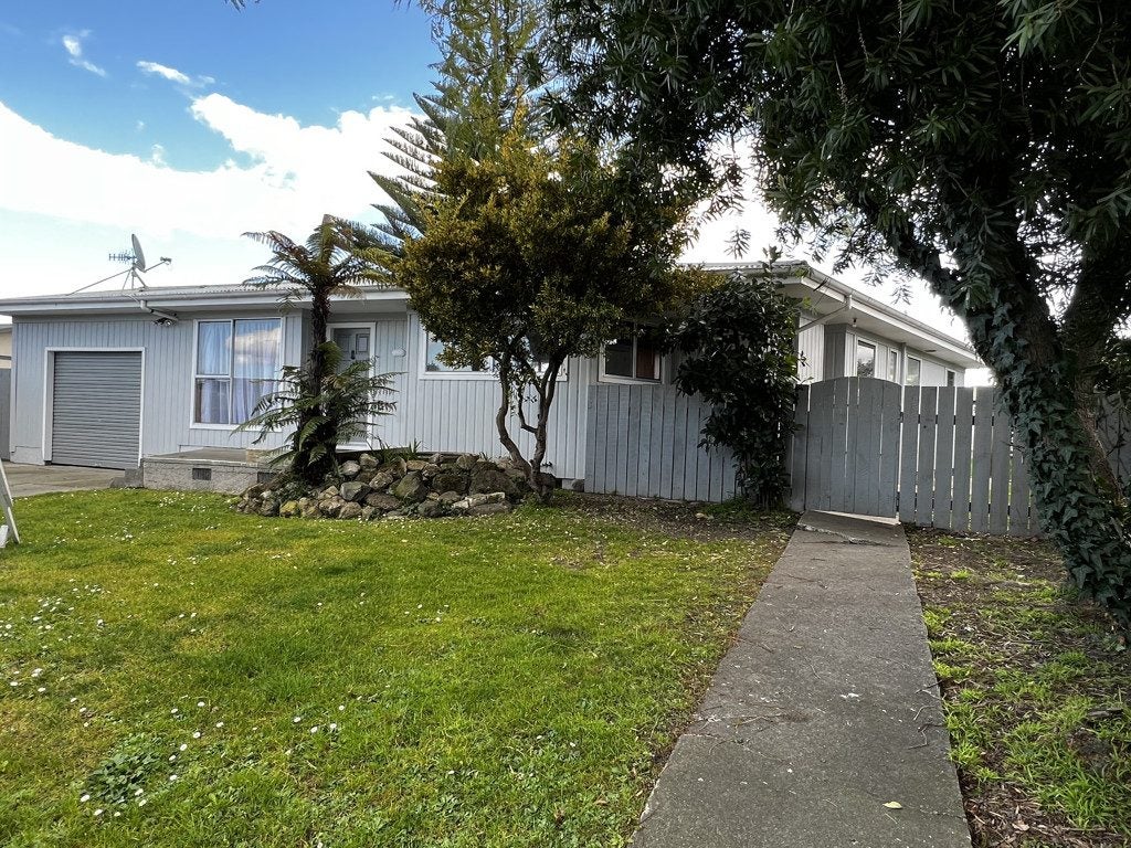 14 Saint Pauls Place, Tamatea, Napier - Carousel 13
