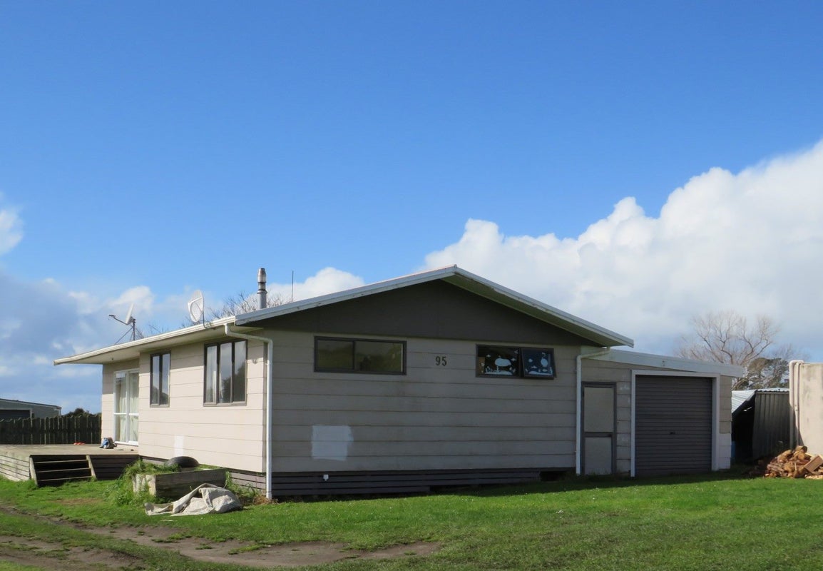 95 Lane Road, Nuhaka - Carousel 1