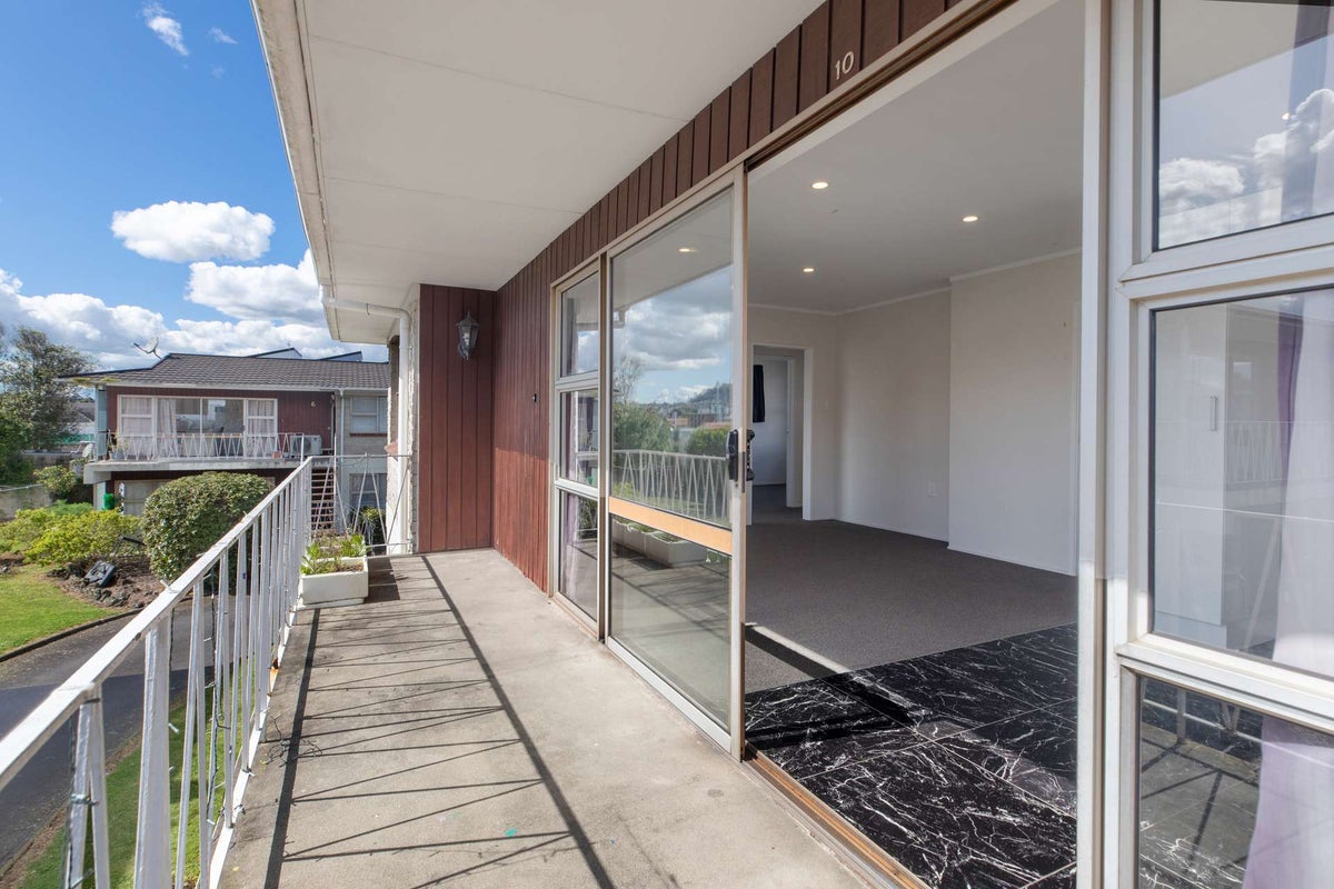10/105 St Lukes Road, Mount Albert, Auckland - Carousel 2